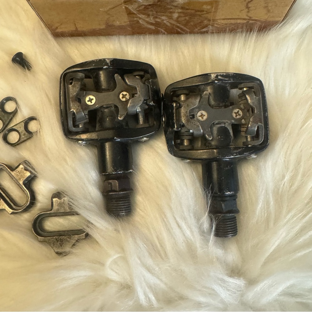 Wellgo Wpd-823 Dual Sided Clipless Pedals, Aluminum, 9/16", Black View 5